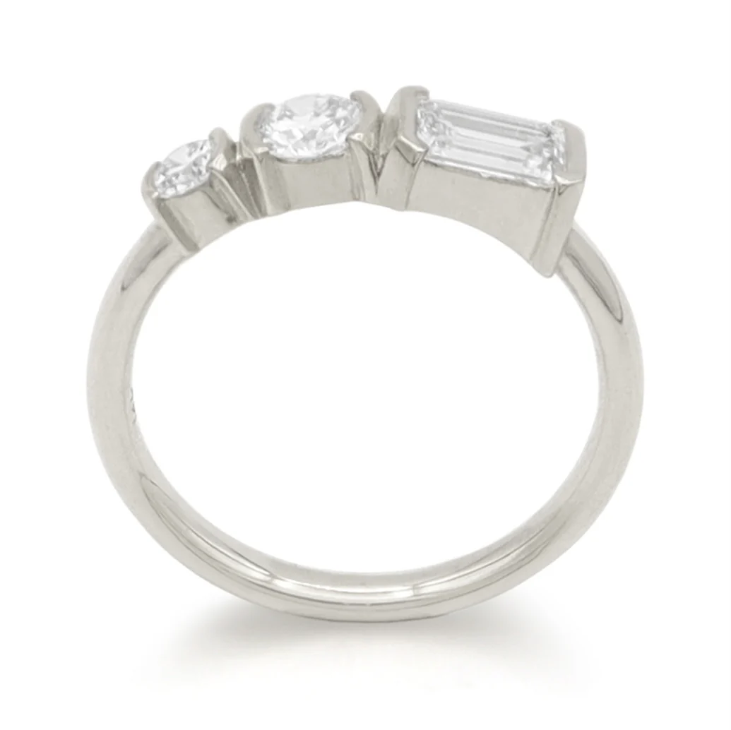June Ring • White Diamond • White Gold - Image 3