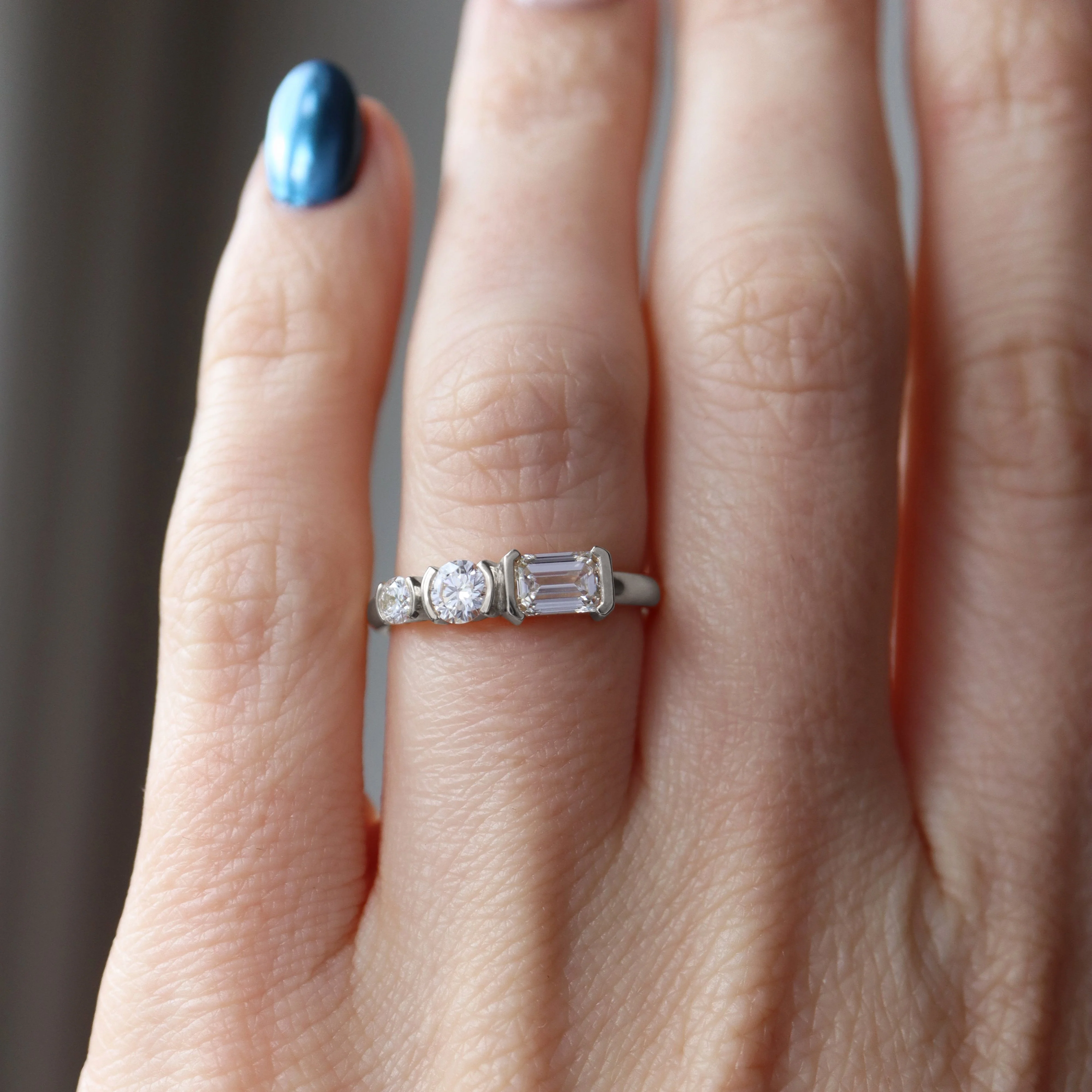 June Ring • White Diamond • White Gold - Image 4