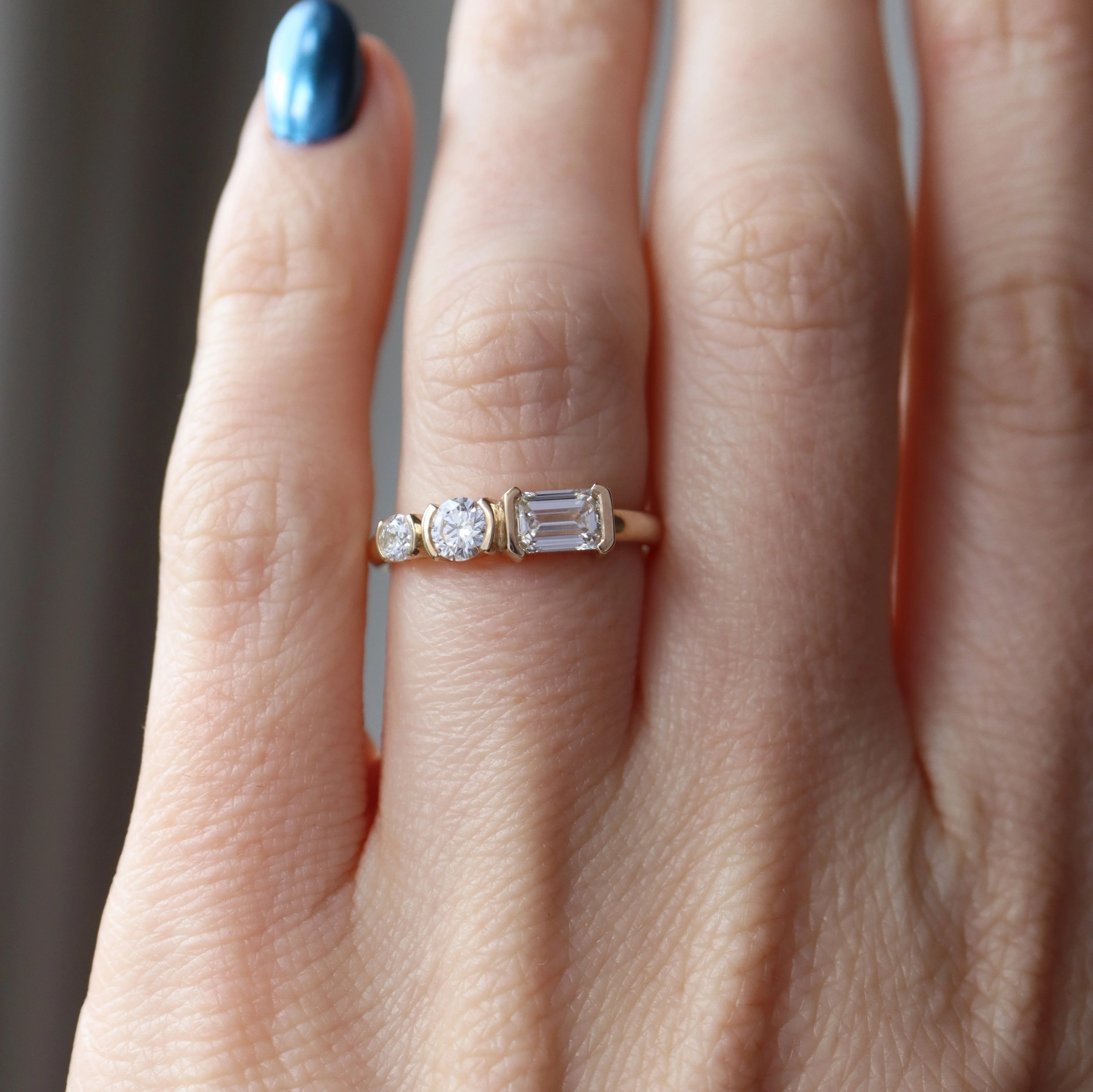 June Ring - White Diamond - Yellow Gold - Image 4