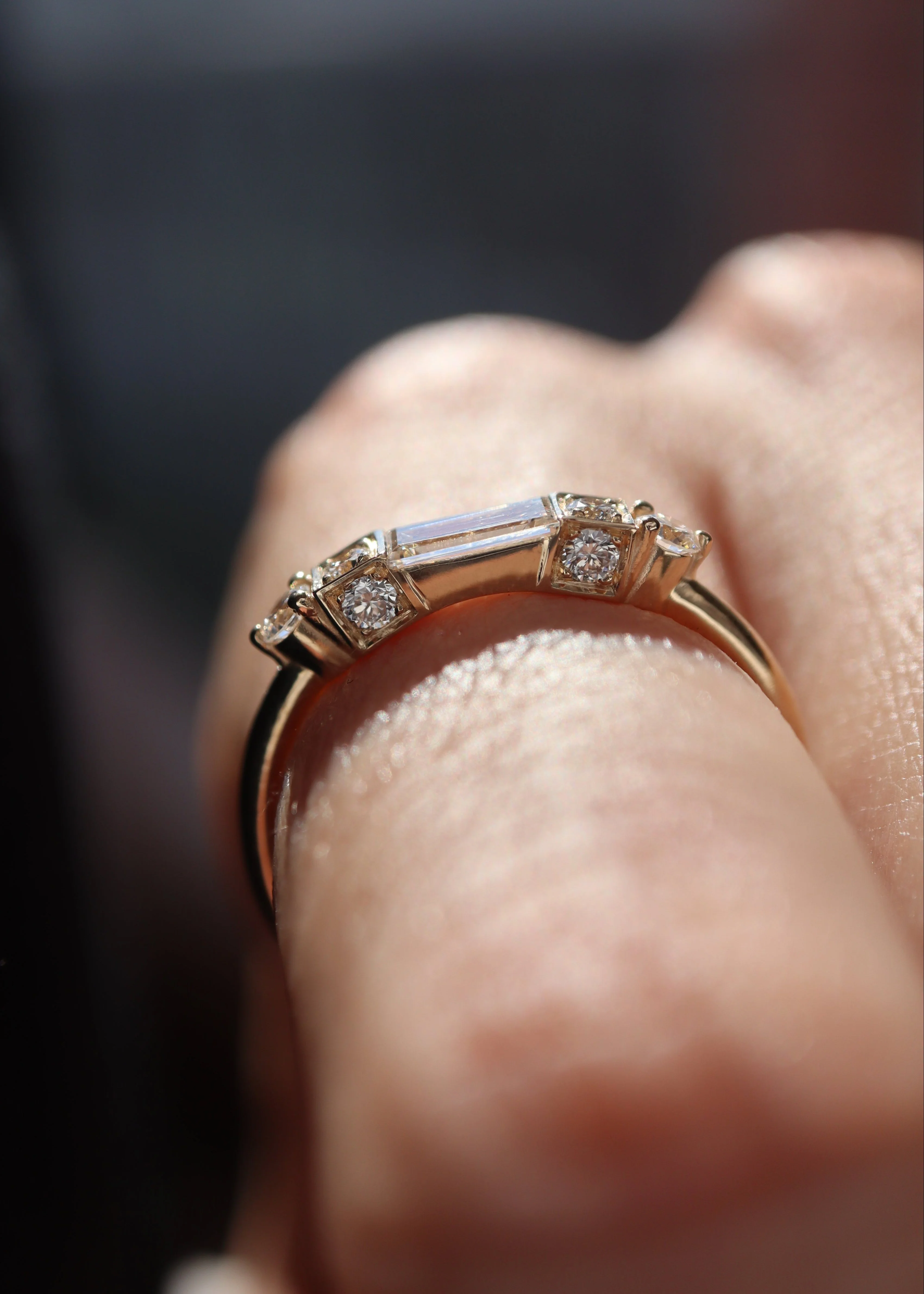 Lisa Ring • White Diamond • Yellow Gold - Image 4