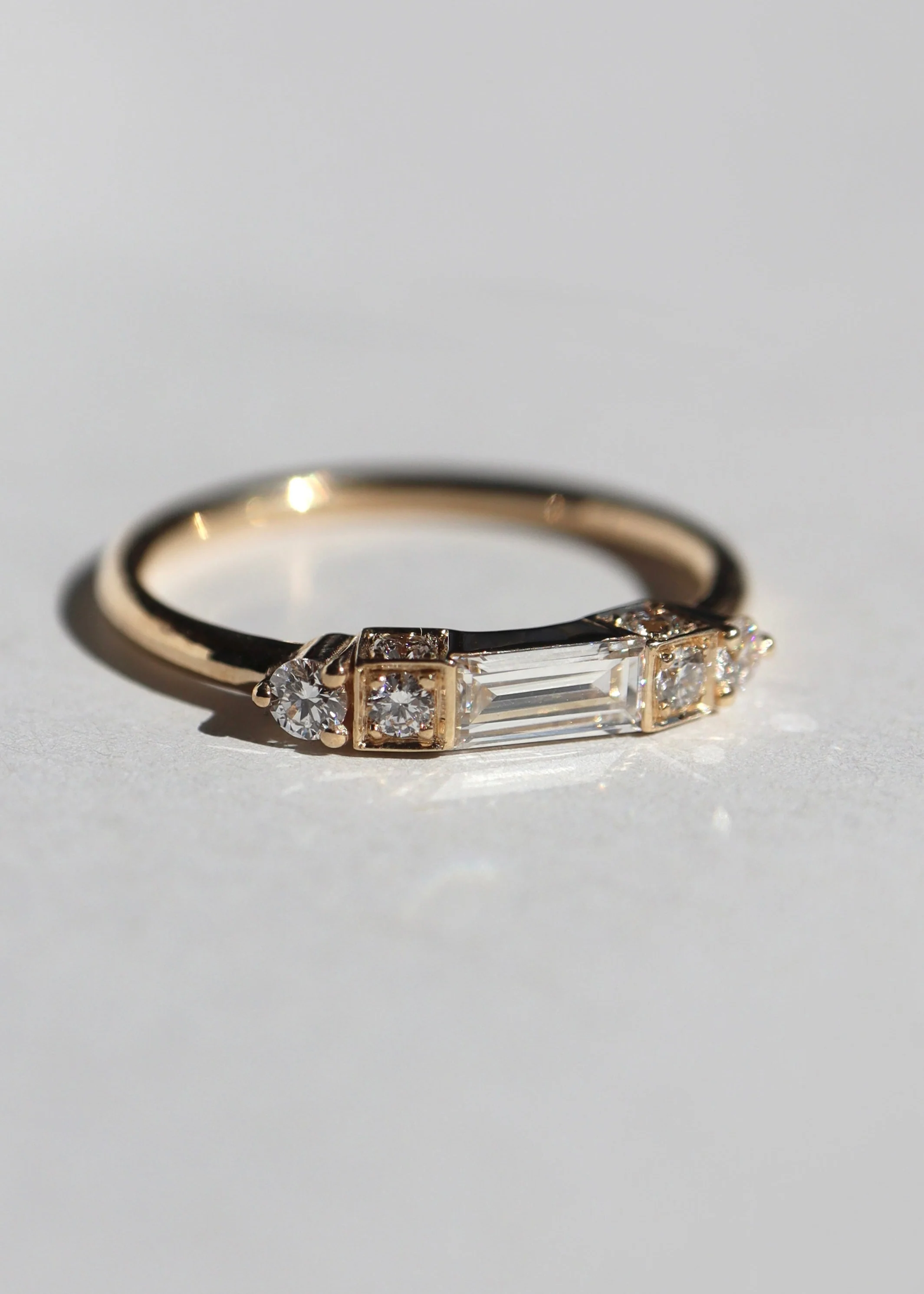 Lisa Ring • White Diamond • Yellow Gold - Image 6