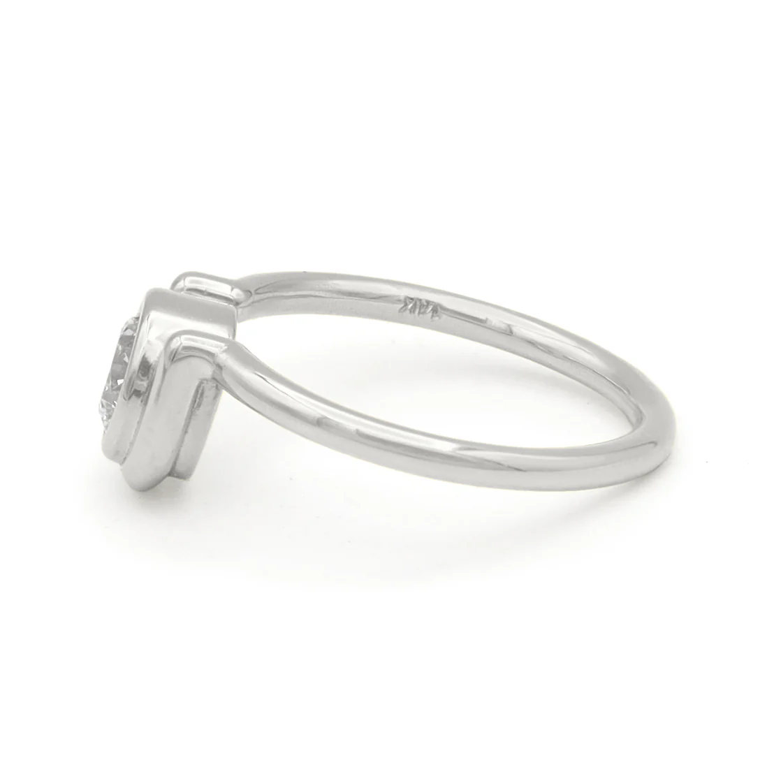 Ossa Ring • White Diamond • White Gold - Image 3