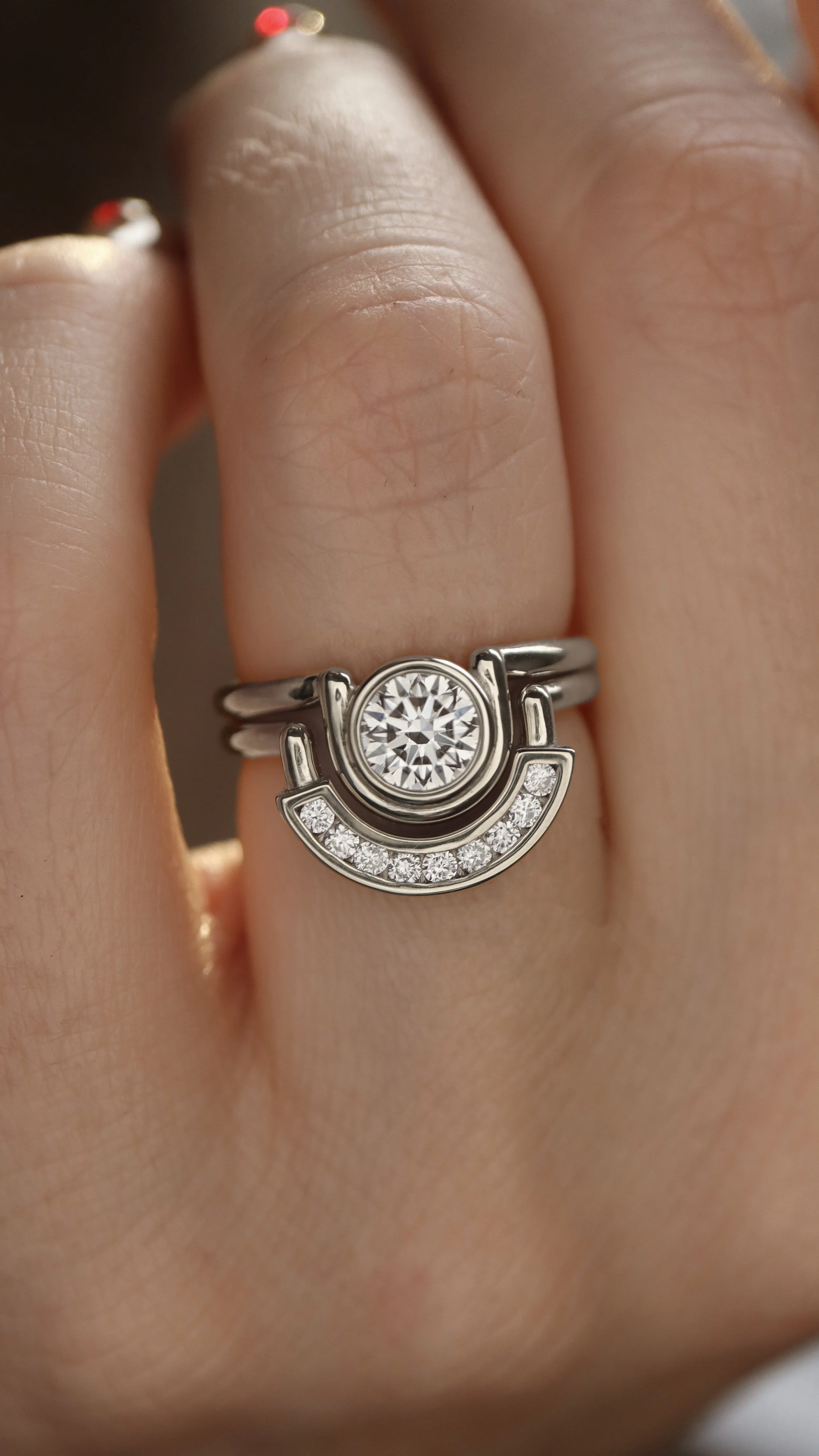 Ossa Ring • White Diamond • White Gold - Image 4