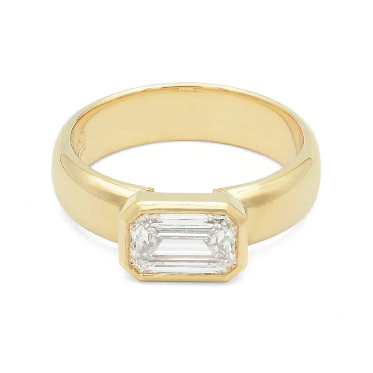 Rowlands Ring • White Diamond • Yellow Gold - Image 3