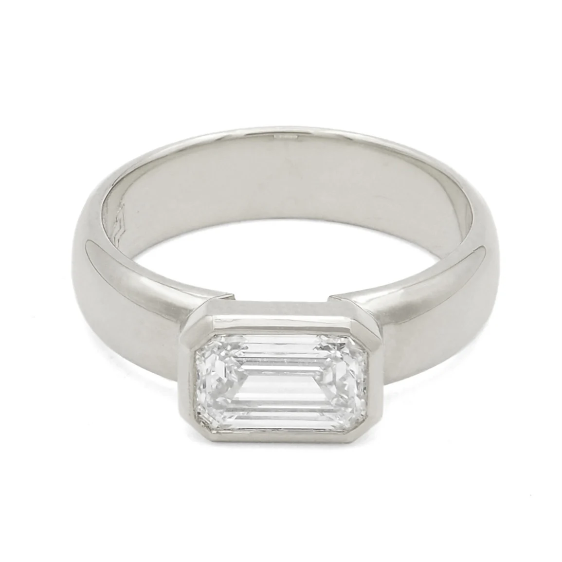 Rowlands Ring • White Diamond • White Gold - Image 4